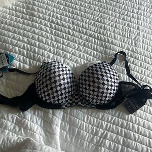 36B • Wire Free • Checkered Bra • Clovia